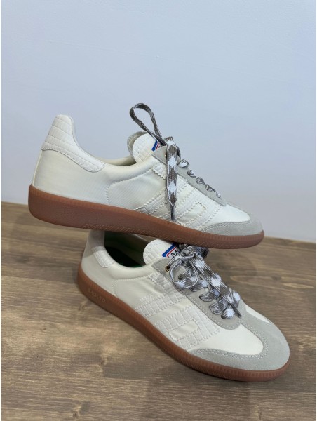 BACK 70
