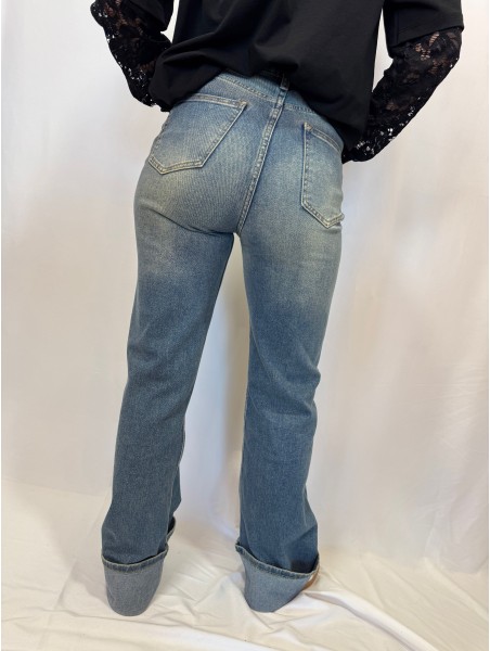 JEAN Ellie